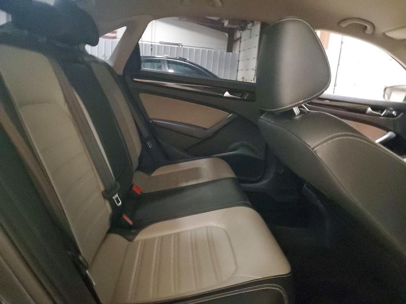 Продажа на аукционе авто 2015 Volkswagen Passat, vin: 1VWBT7A32FC106536, номер лота: 63018346