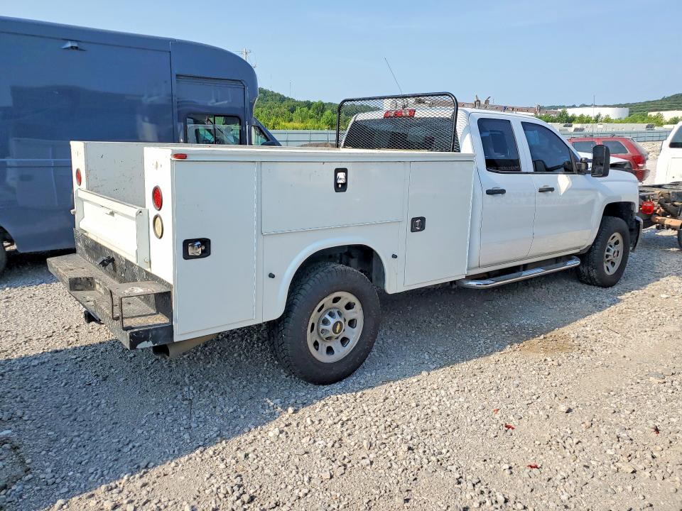 62145416 :رقم المزاد ، 1GB5CYC84FZ131681 vin ، 2015 Chevrolet Silverado مزاد بيع