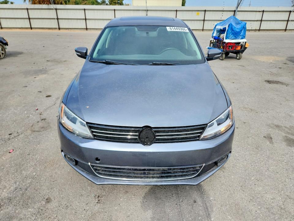 Продажа на аукционе авто 2013 Volkswagen Jetta, vin: 3VWLL7AJ1DM405286, номер лота: 61449366