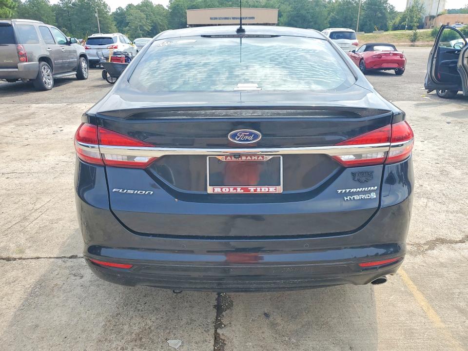 66836776 :رقم المزاد ، 3FA6P0RU2JR102774 vin ، 2018 Ford Fusion مزاد بيع