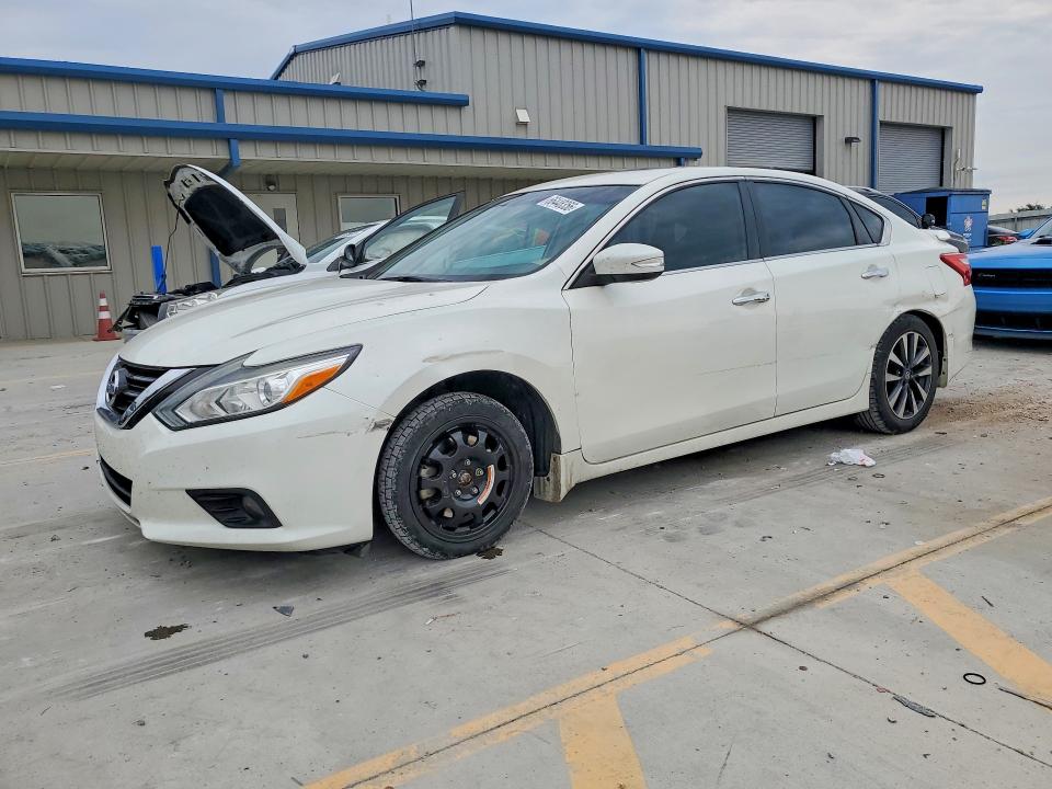 Продажа на аукционе авто 2016 Nissan Altima, vin: 1N4AL3AP6GC113765, номер лота: 66448356