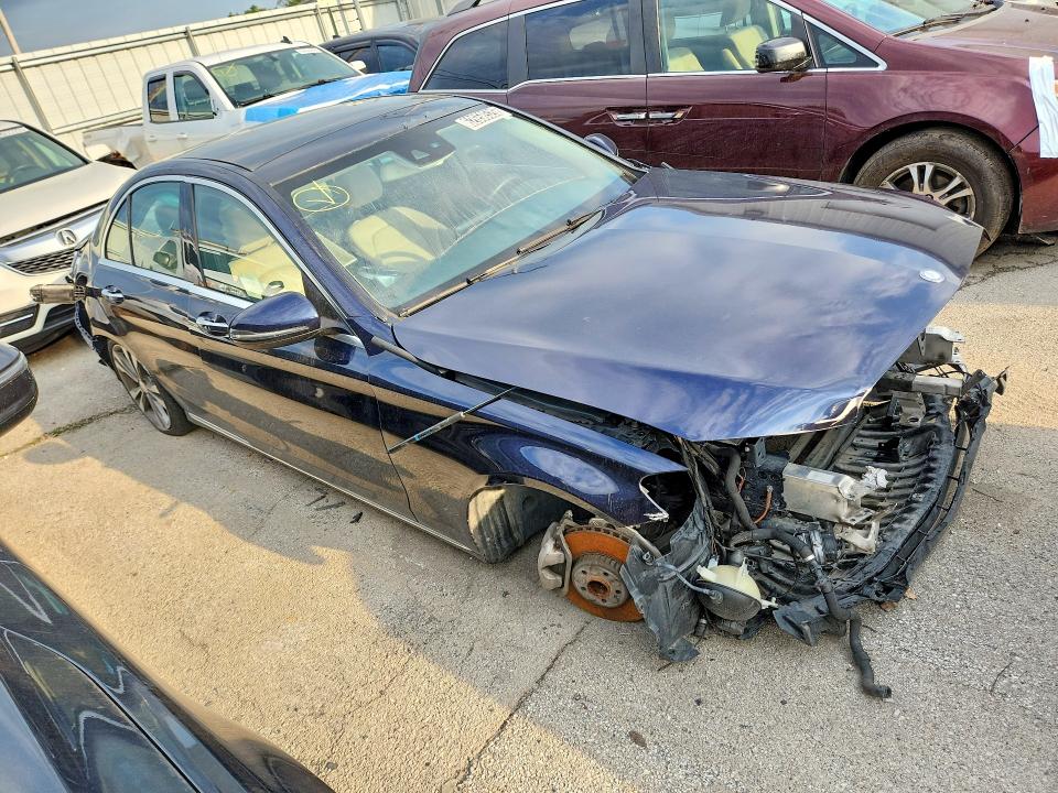 2016 Mercedes-benz C მანქანა იყიდება აუქციონზე, vin: 55SWF4JB9GU149887, აუქციონის ნომერი: 67174166