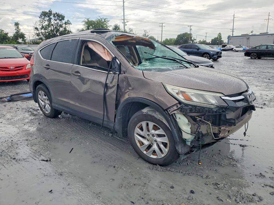 63810946 :رقم المزاد ، 2HKRM3H54FH503247 vin ، 2015 Honda Cr-v مزاد بيع