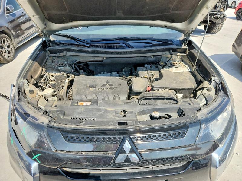Продажа на аукционе авто 2020 Mitsubishi Outlander, vin: JA4AD3A34LZ030342, номер лота: 64016986