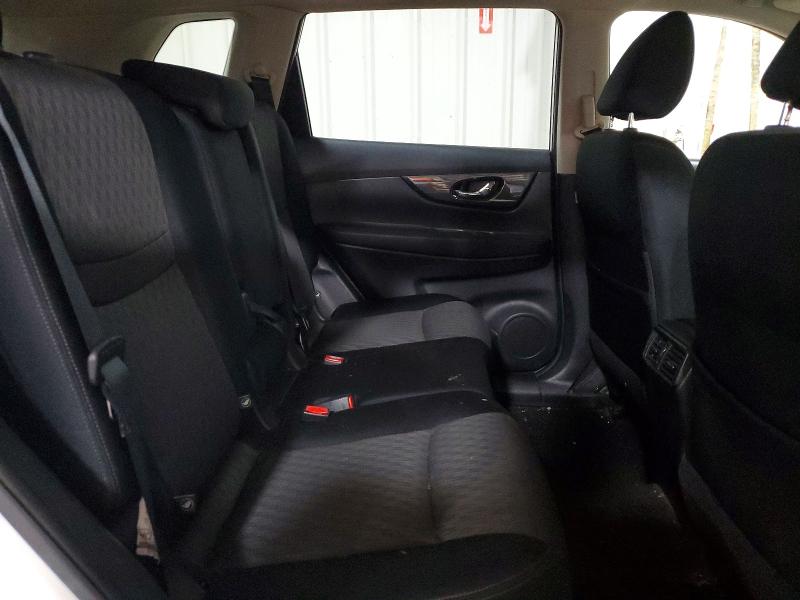 63646896 :رقم المزاد ، JN8AT2MV5HW021811 vin ، 2017 Nissan Rogue مزاد بيع