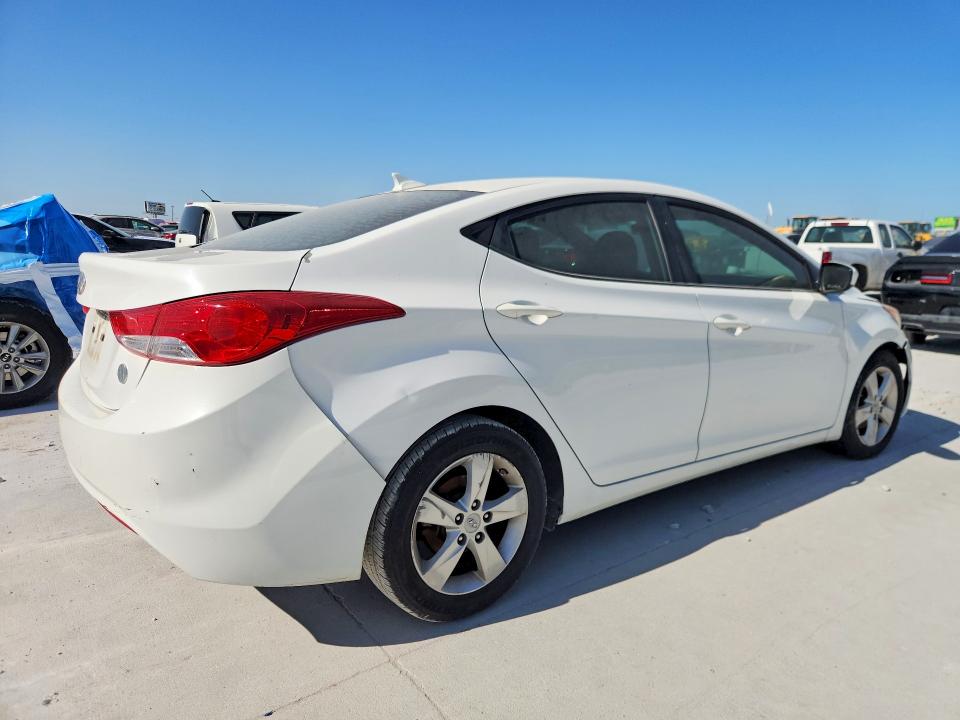 2013 Hyundai Elantra მანქანა იყიდება აუქციონზე, vin: 5NPDH4AE7DH291696, აუქციონის ნომერი: 64652586