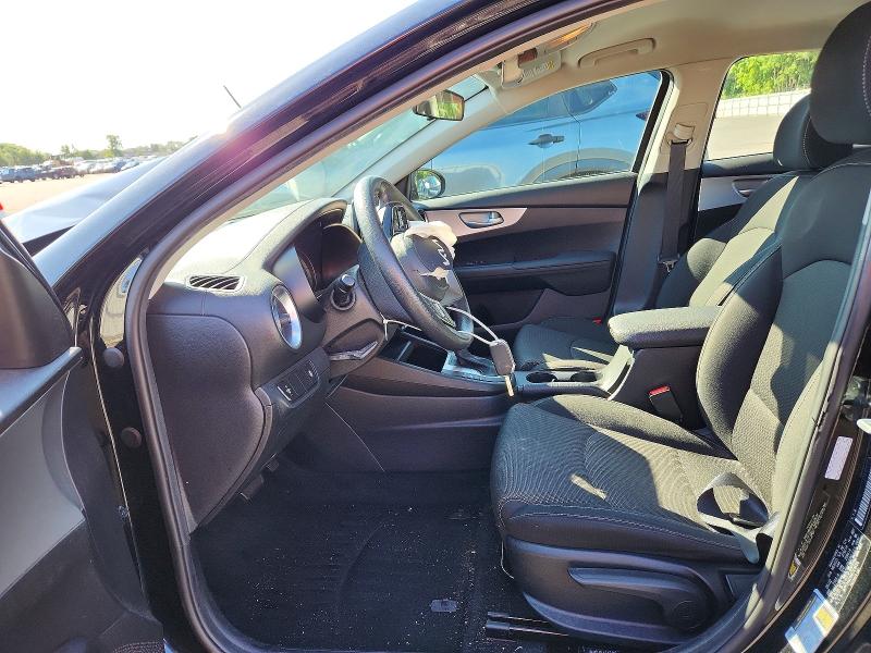 2022 Kia Forte მანქანა იყიდება აუქციონზე, vin: 3KPF24AD6NE503656, აუქციონის ნომერი: 63947446