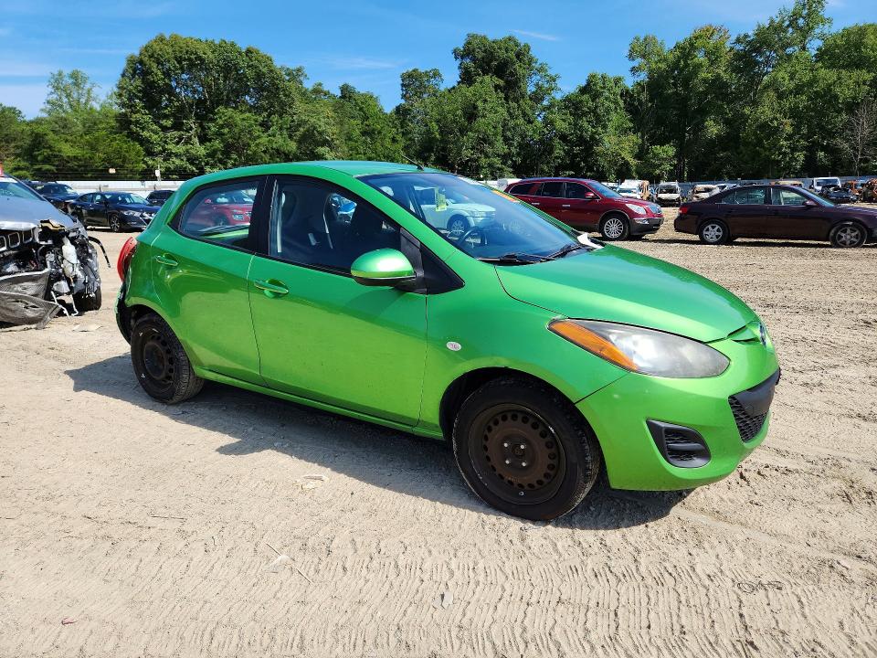 2013 Mazda Mazda2 მანქანა იყიდება აუქციონზე, vin: JM1DE1KY6D0157100, აუქციონის ნომერი: 63545356