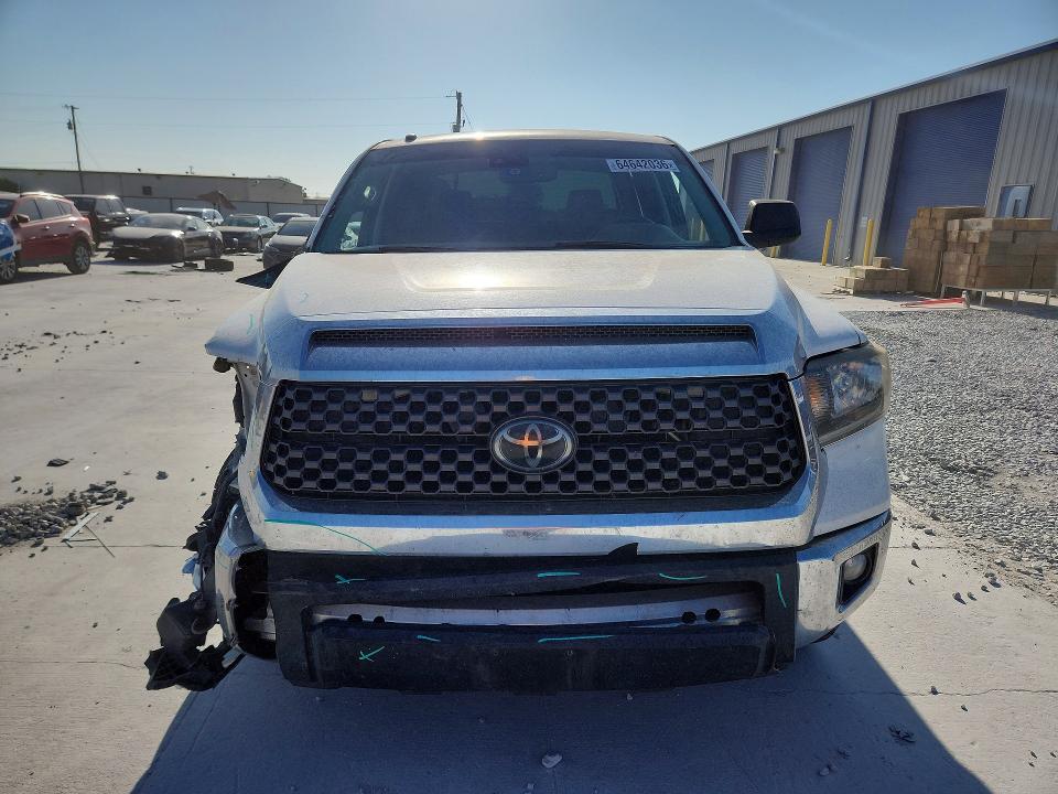 Aukcja sprzedaży 2019 Toyota Tundra, vin: 5TFDW5F10KX863033, numer aukcji: 64642036