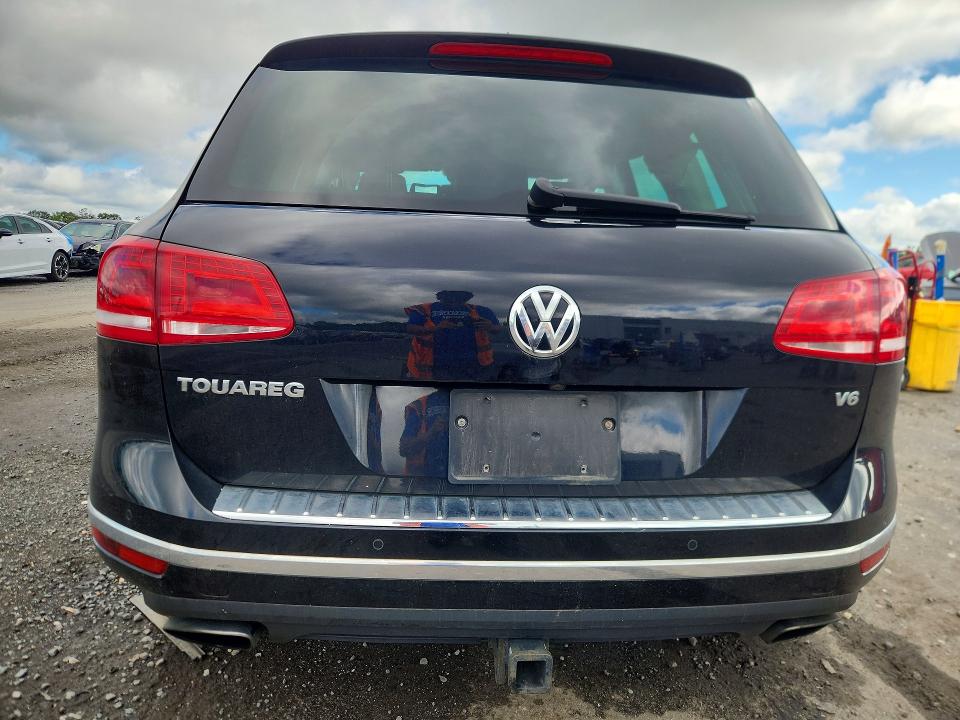 2016 Volkswagen Touareg მანქანა იყიდება აუქციონზე, vin: WVGEF9BPXGD012447, აუქციონის ნომერი: 63898356