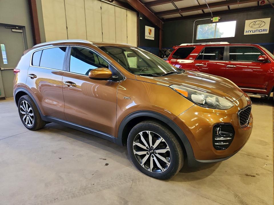 Продажа на аукционе авто 2017 Kia Sportage, vin: KNDPNCACXH7275842, номер лота: 64668526
