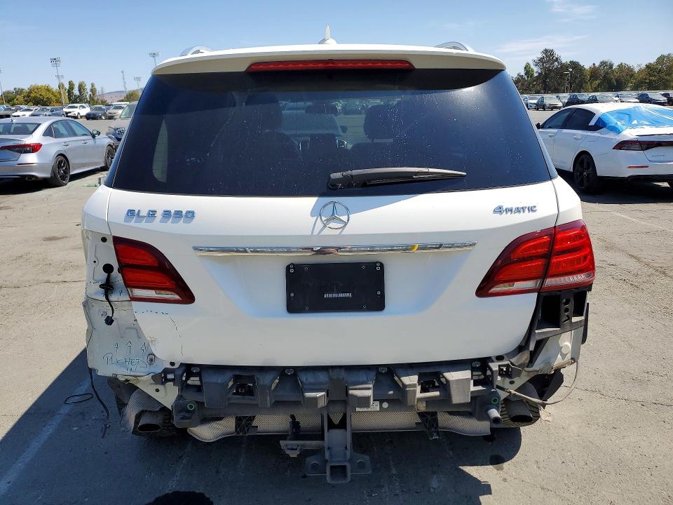 64243786 :رقم المزاد ، 4JGDA5HB0HA877252 vin ، 2017 Mercedes-benz Gle مزاد بيع