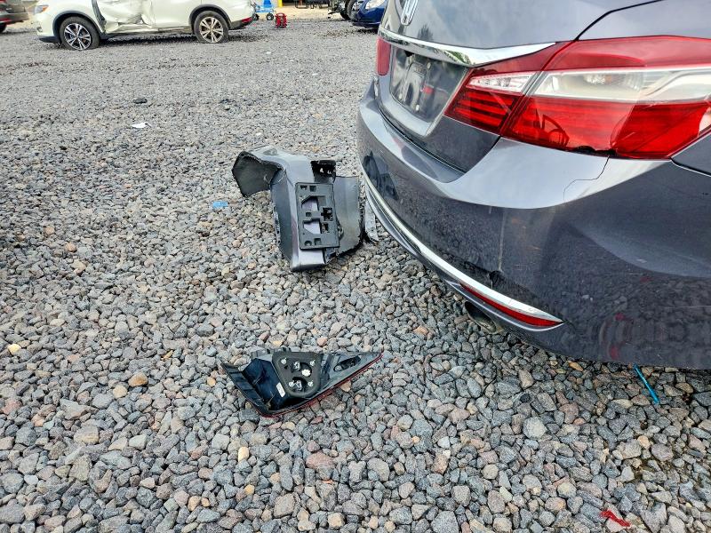 65679286 :رقم المزاد ، 1HGCR2F34HA007587 vin ، 2017 Honda Accord مزاد بيع
