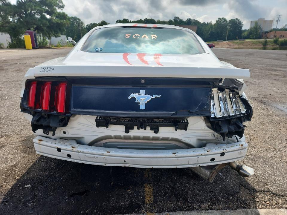 63695146 :رقم المزاد ، 1FA6P8AM8G5211780 vin ، 2016 Ford Mustang مزاد بيع