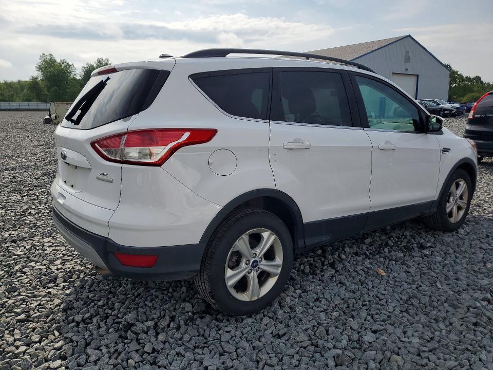 Продажа на аукционе авто 2016 Ford Escape, vin: 1FMCU0GX5GUC87371, номер лота: 64048216