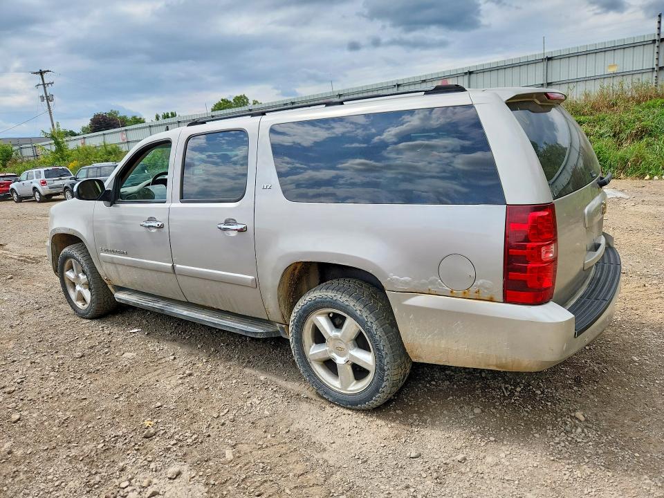 66485796 :رقم المزاد ، 1GNSK5E35BR183226 vin ، 2011 Chevrolet Suburban مزاد بيع