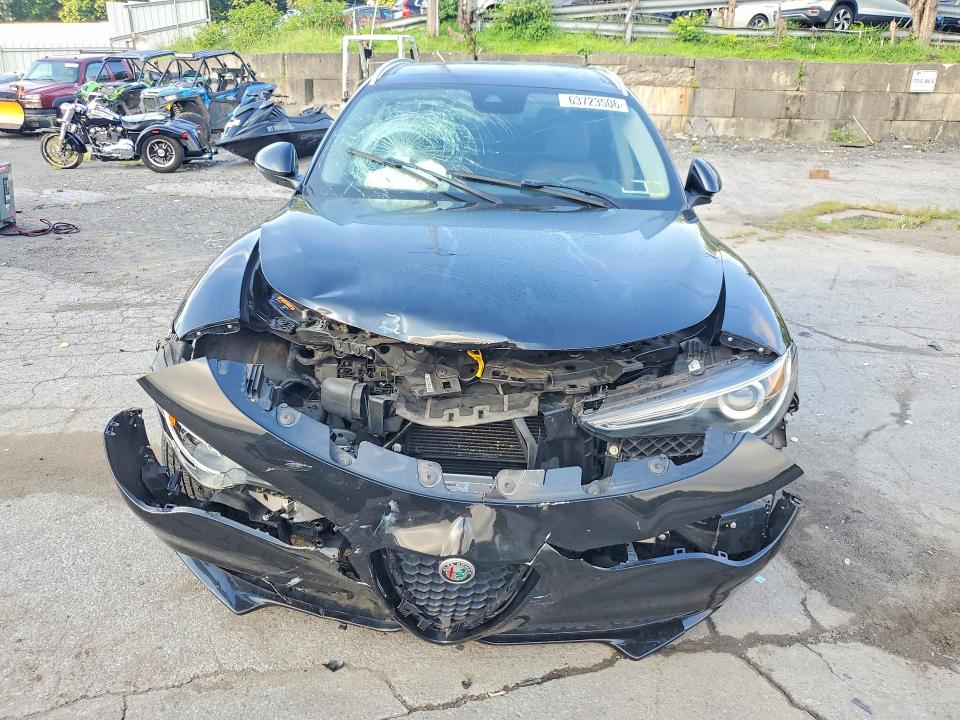 Продаж на аукціоні авто 2018 Alfa Romeo Stelvio, vin: ZASFAKANXJ7B80973, номер лоту: 63723506