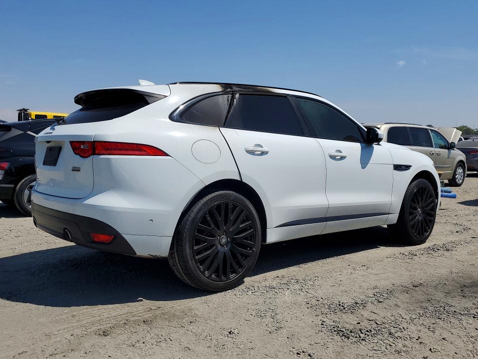 Aukcja sprzedaży 2017 Jaguar F-pace, vin: SADCL2BV7HA057511, numer aukcji: 64767016