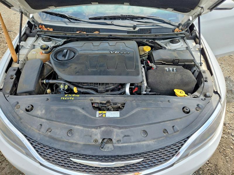 Auction sale of the 2015 Chrysler 200, vin: 1C3CCCCG2FN572850, lot number: 66920376