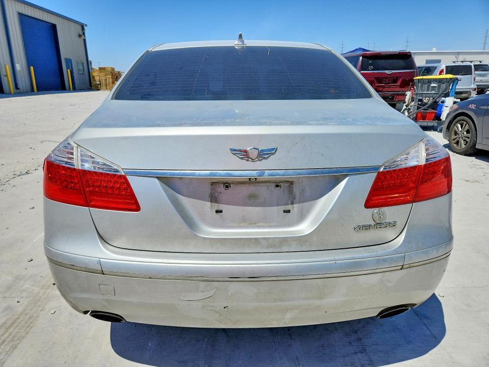 Продажа на аукционе авто 2011 Hyundai Genesis, vin: KMHGC4DE7BU134627, номер лота: 65177886