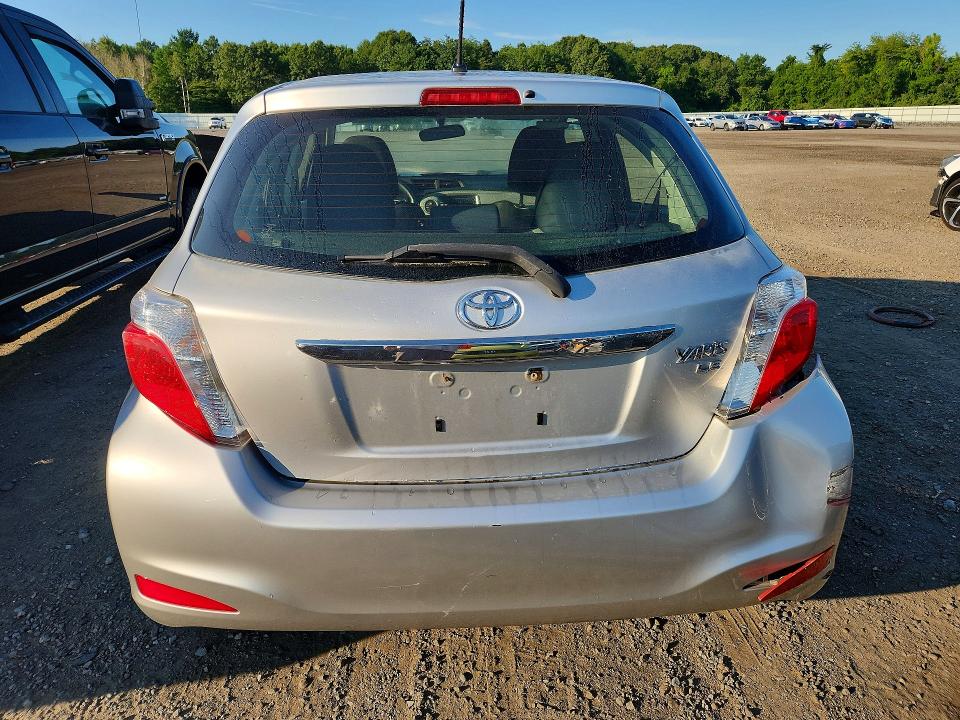 2014 Toyota Yaris მანქანა იყიდება აუქციონზე, vin: JTDKTUD33ED575768, აუქციონის ნომერი: 64943386