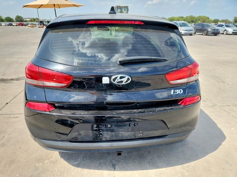 2018 Hyundai Elantra Gt მანქანა იყიდება აუქციონზე, vin: KMHH35LE3JU019260, აუქციონის ნომერი: 64052526