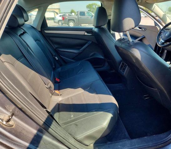 2014 Volkswagen Passat მანქანა იყიდება აუქციონზე, vin: 1VWBH7A30EC019346, აუქციონის ნომერი: 67264636