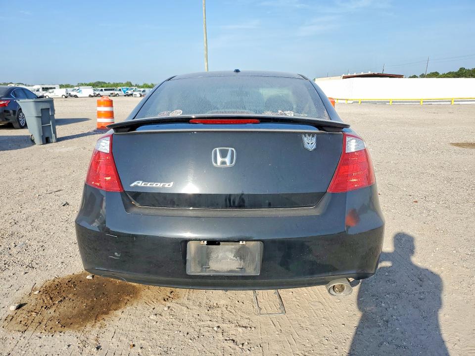 2010 Honda Accord მანქანა იყიდება აუქციონზე, vin: 1HGCS1B8XAA005400, აუქციონის ნომერი: 66033256
