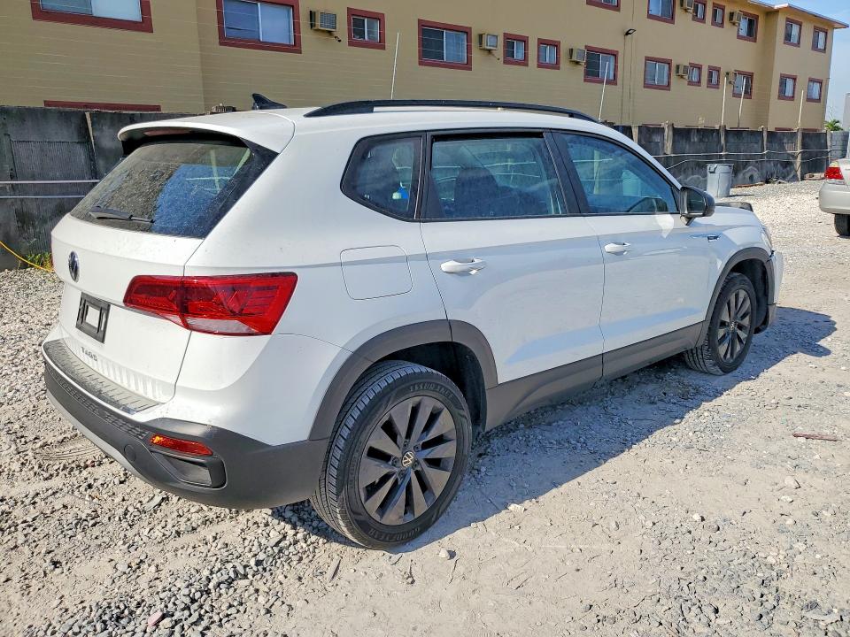 2022 Volkswagen Taos მანქანა იყიდება აუქციონზე, vin: 3VVCX7B20NM050175, აუქციონის ნომერი: 65077286