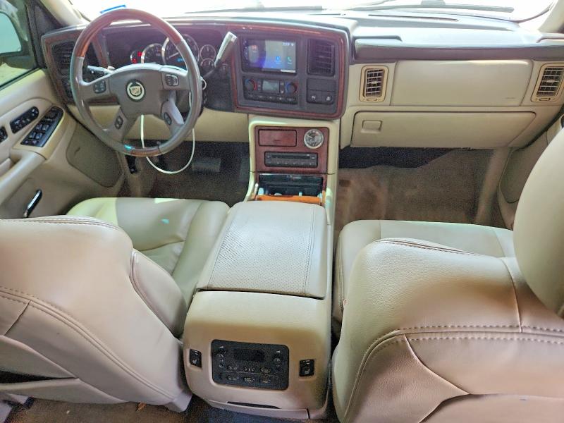 2005 Cadillac Escalade მანქანა იყიდება აუქციონზე, vin: 1GYEK63N05R145918, აუქციონის ნომერი: 63813976