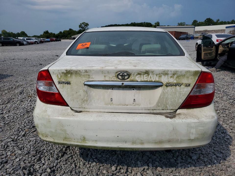 64391246 :رقم المزاد ، JTDBE32K040272273 vin ، 2004 Toyota Camry مزاد بيع