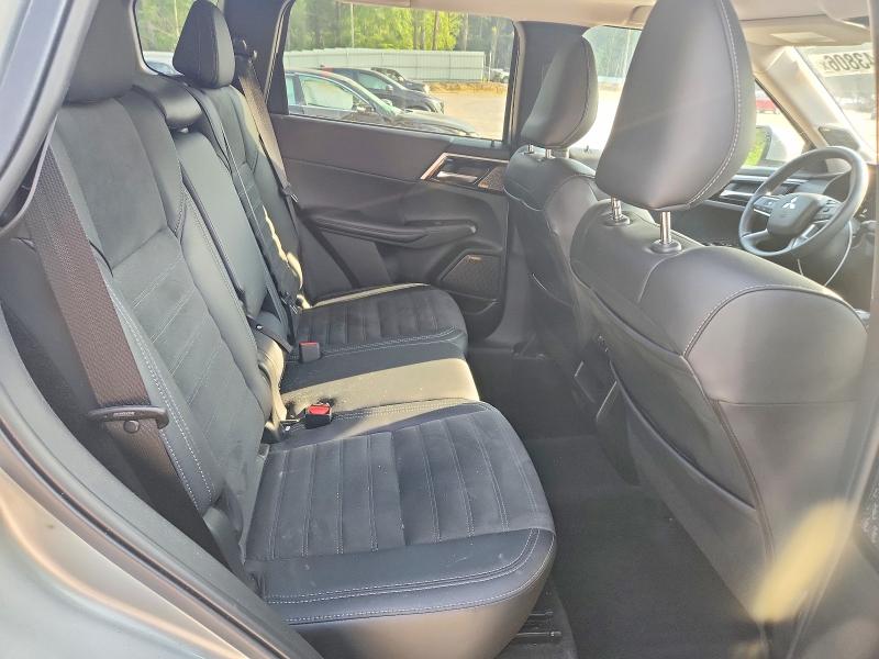 2025 Mitsubishi Outlander მანქანა იყიდება აუქციონზე, vin: JA4J3VA86SZ013390, აუქციონის ნომერი: 63343806