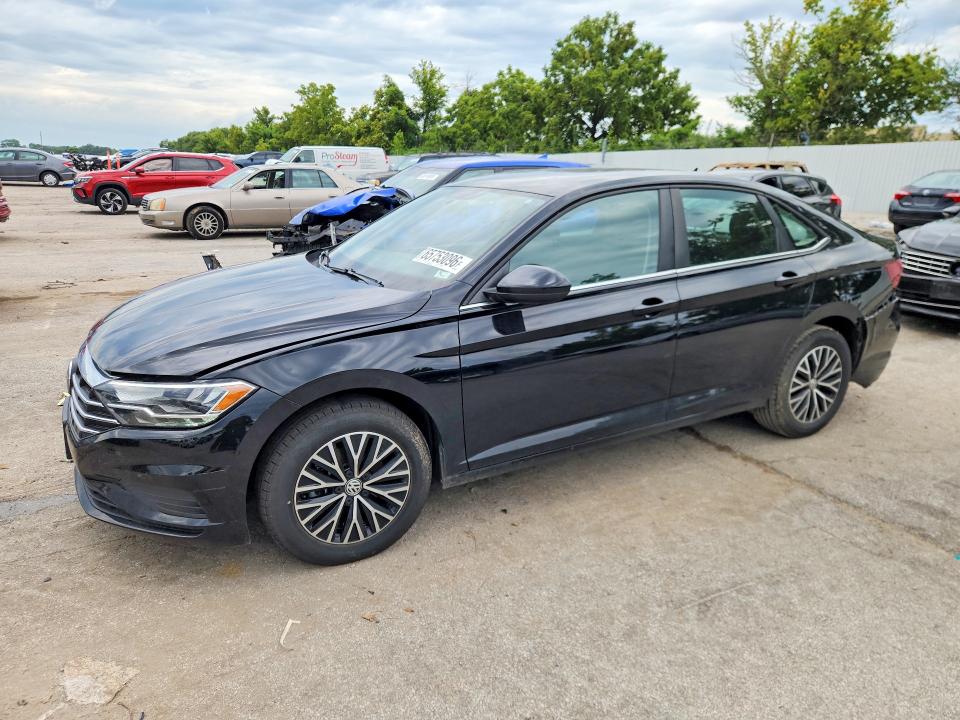 65753096 :رقم المزاد ، 3VWC57BUXMM091589 vin ، 2021 Volkswagen Jetta مزاد بيع