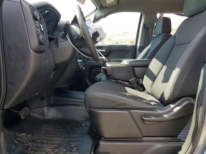 64989366 :رقم المزاد ، 3GCPYCEF9LG118473 vin ، 2020 Chevrolet Silverado مزاد بيع