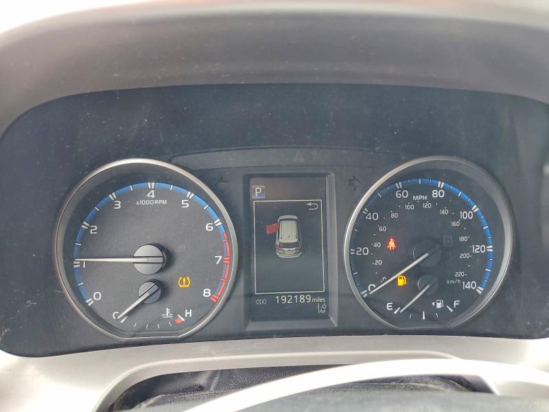 2018 Toyota Rav4 მანქანა იყიდება აუქციონზე, vin: JTMBFREV2JJ747207, აუქციონის ნომერი: 64505776