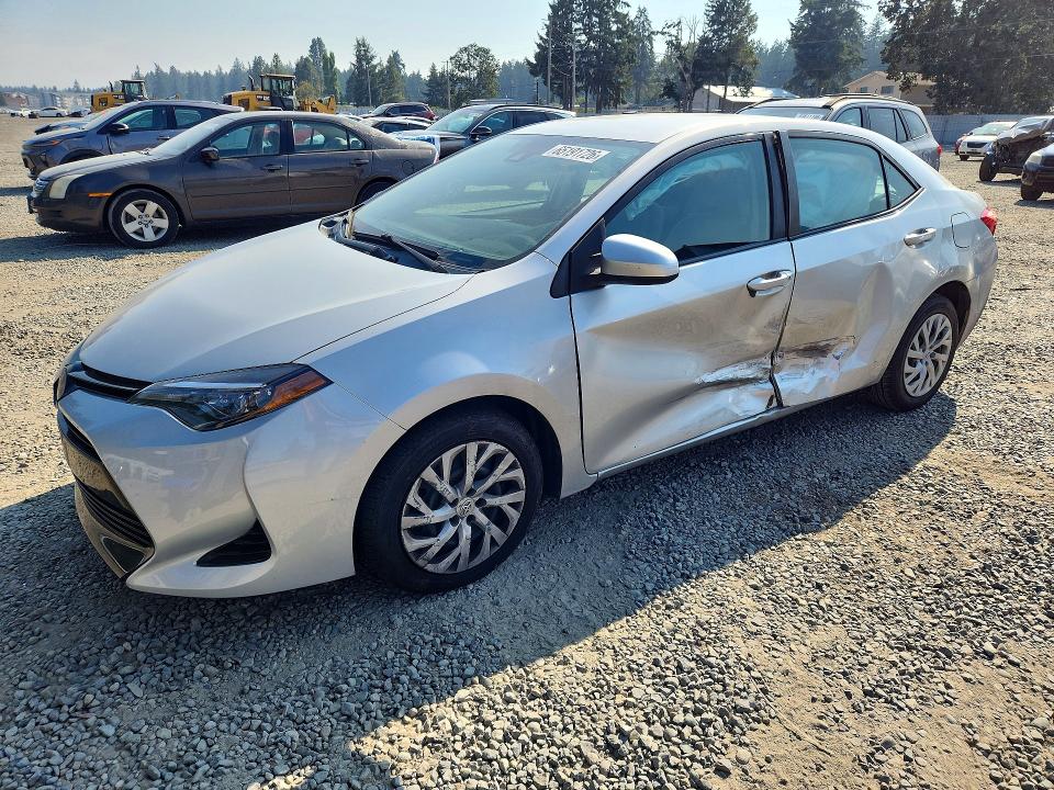 Продаж на аукціоні авто 2018 Toyota Corolla, vin: 2T1BURHE2JC064016, номер лоту: 65191726