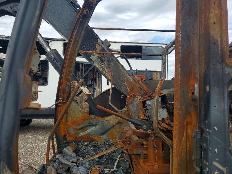 59112826 :رقم المزاد ، 1FF075GXPJJ016895 vin ، 2019 John Deere 75g مزاد بيع