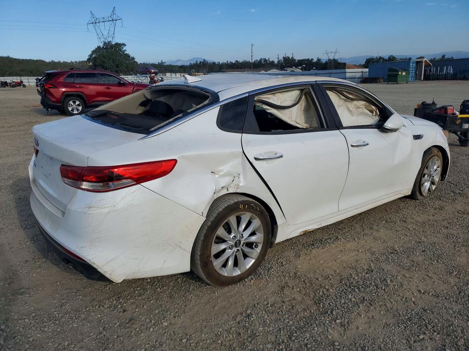 Aukcja sprzedaży 2017 Kia Optima, vin: 5XXGT4L33HG173217, numer aukcji: 65668176