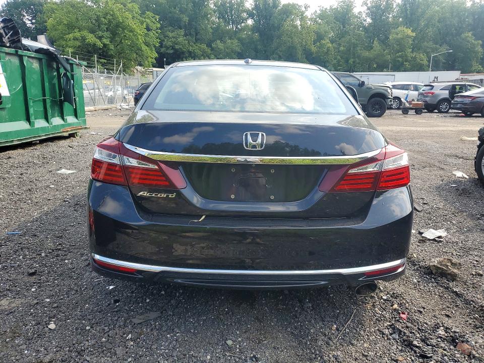 Продаж на аукціоні авто 2017 Honda Accord, vin: 1HGCR2F74HA123519, номер лоту: 64780546