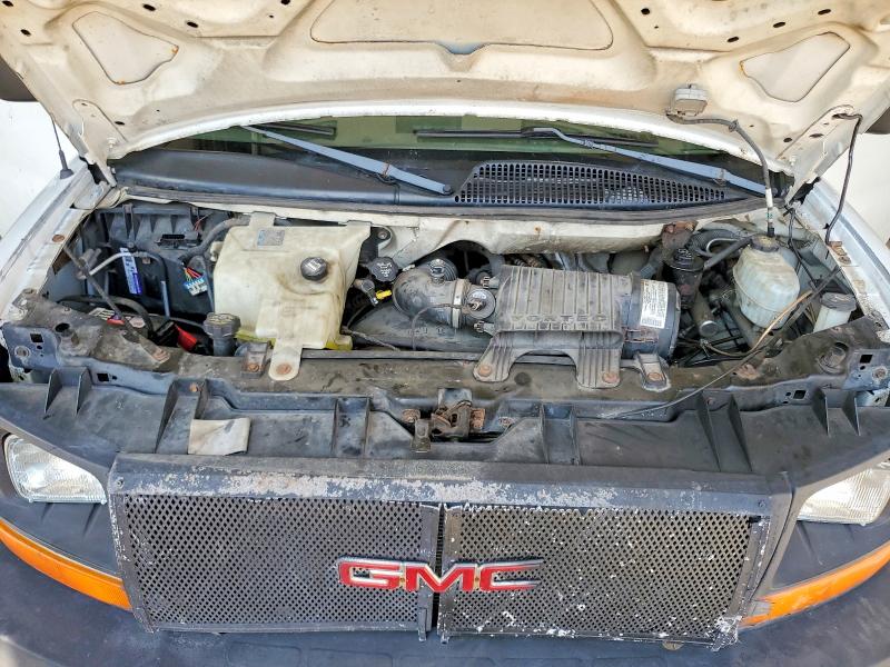 64065826 :رقم المزاد ، 1GTEG15X541161618 vin ، 2004 Gmc Savana مزاد بيع