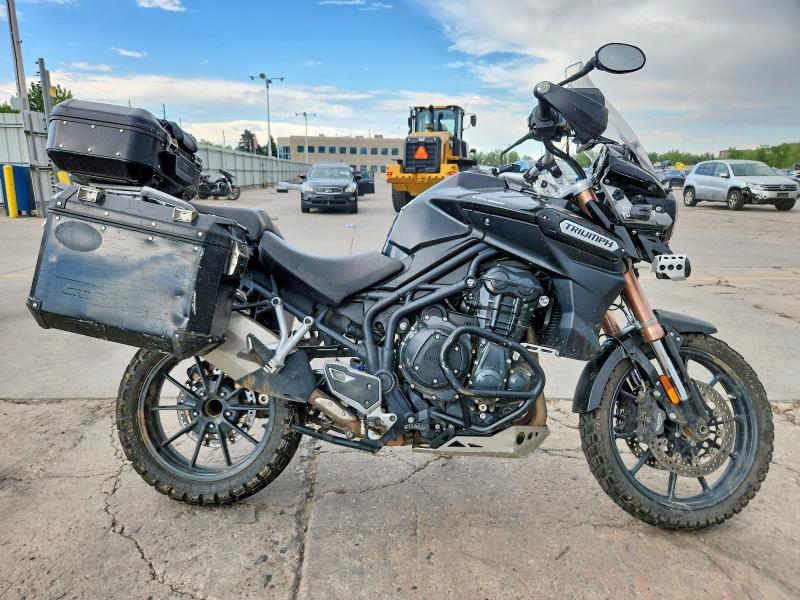 2012 Triumph Motorcycle Tiger მანქანა იყიდება აუქციონზე, vin: SMTF02XK2CJ541676, აუქციონის ნომერი: 66412796