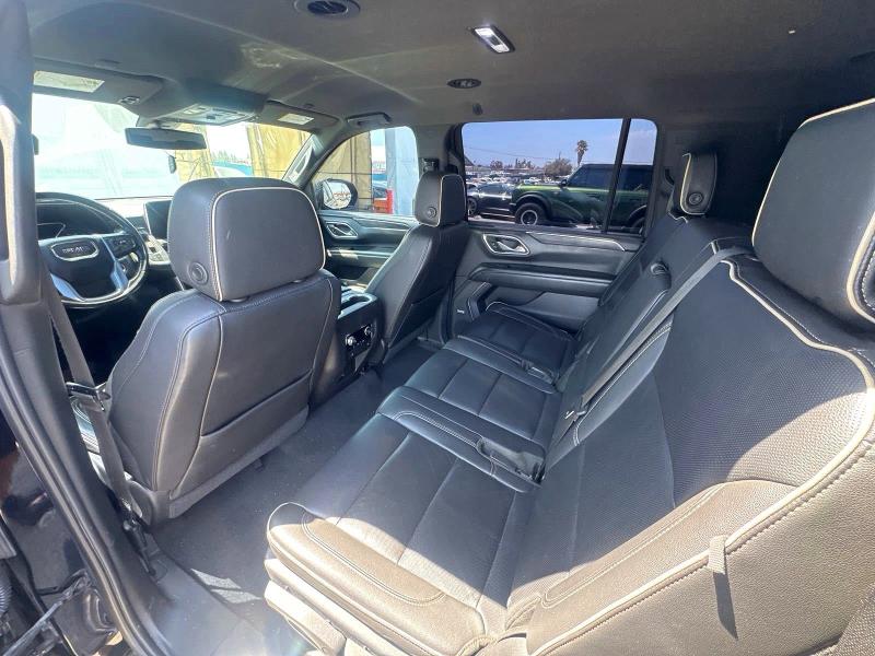 Продажа на аукционе авто 2021 Gmc Yukon Xl, vin: 1GKS2GKD5MR172428, номер лота: 67008616