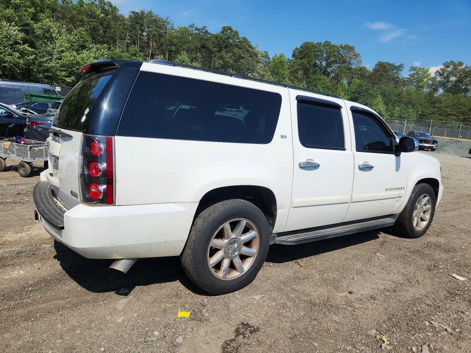 Продажа на аукционе авто 2007 Chevrolet Suburban, vin: 3GNFC16017G319466, номер лота: 65687956