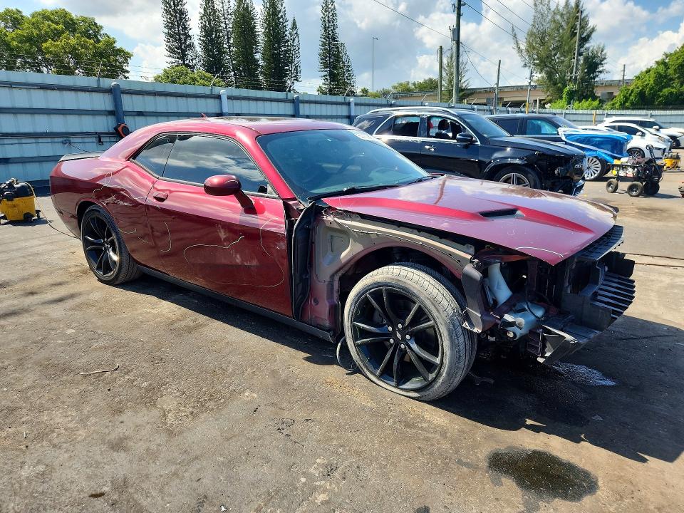 64482906 :رقم المزاد ، 2C3CDZAG1JH116570 vin ، 2018 Dodge Challenger مزاد بيع
