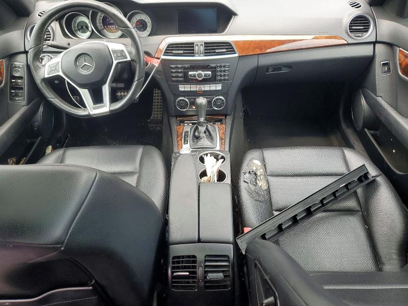 2012 Mercedes-benz C მანქანა იყიდება აუქციონზე, vin: WDDGF8BB0CF857176, აუქციონის ნომერი: 63692166