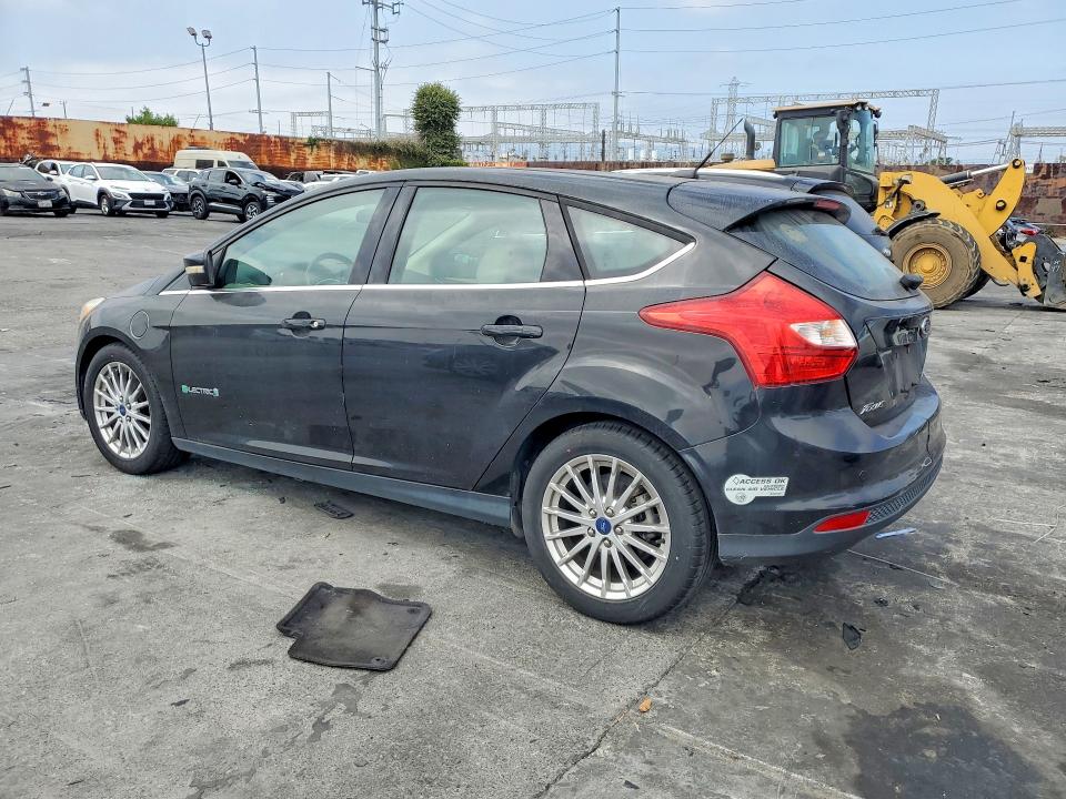 Aukcja sprzedaży 2014 Ford Focus, vin: 1FADP3R41EL111821, numer aukcji: 63596066
