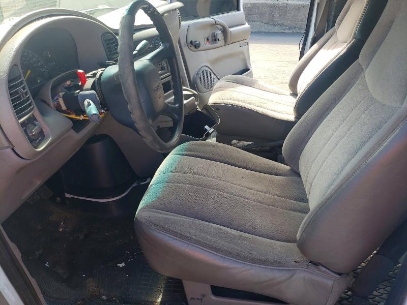 2000 Gmc Safari მანქანა იყიდება აუქციონზე, vin: 1GTDM19W6YB526524, აუქციონის ნომერი: 63855626