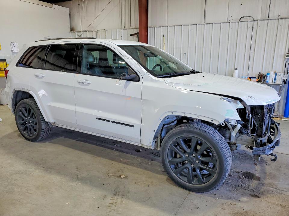 2018 Jeep Grand Cherokee მანქანა იყიდება აუქციონზე, vin: 1C4RJFAG8JC300081, აუქციონის ნომერი: 65693606