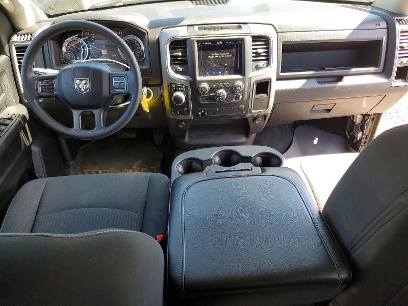 64825656 :رقم المزاد ، 3C6RR7KT3MG686170 vin ، 2021 Ram 1500 Classic مزاد بيع