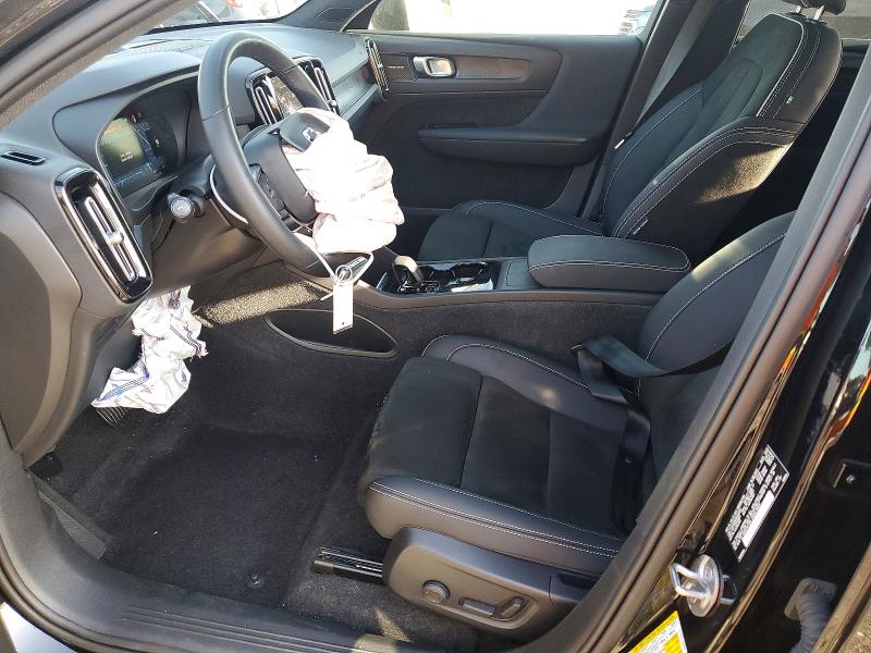63698826 :رقم المزاد ، YV4ED3GM0P2044953 vin ، 2023 Volvo C40 مزاد بيع